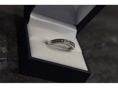 925 Sterling Silver CZ Band Ring Size 8