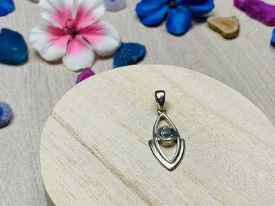 925 Sterling Silver Blue Spinel Pendant