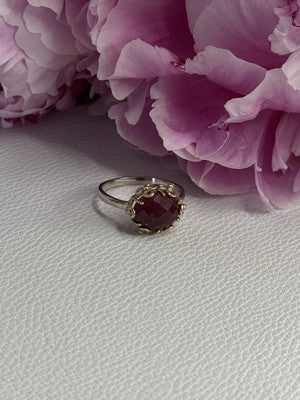 925 Sterling Silver Gold Plated Part Ruby Ring Size 8