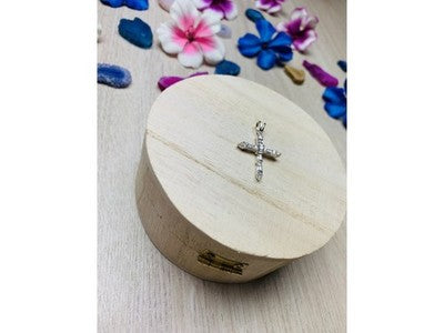 925 Sterling Silver CZ Cross Pendant
