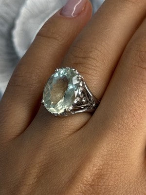 925 Sterling Silver Pale Green Amethyst Ring Size 7