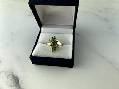 10K Yellow Gold Peridot & Diamonds Ring Size 8