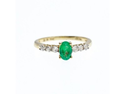 10K Yellow Gold Emerald & Colorless Spinel Ring Size 6.25