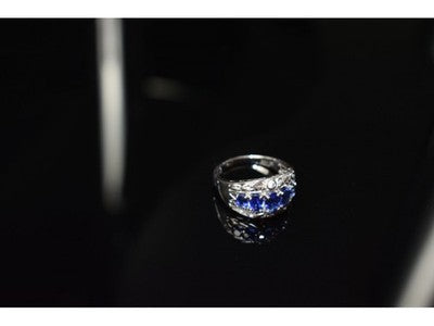 925 Sterling Silver Blue Topaz Ring Size 7.5
