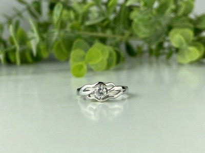 925 Sterling Silver CZ Ring Size 7