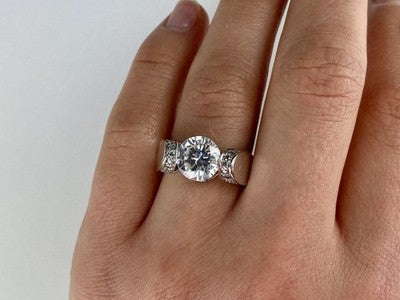 925 Sterling Silver CZ Ring Size 7