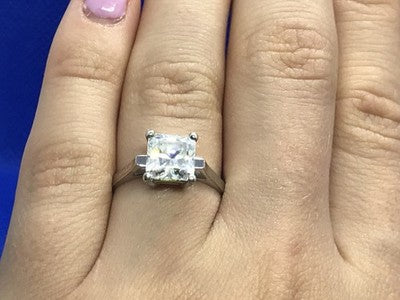 925 Sterling Silver CZ Ring Size 7