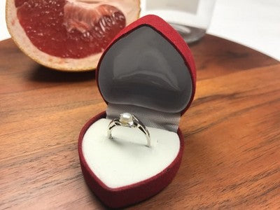 925 Sterling Silver Pearl & CZ Ring Size 5.5