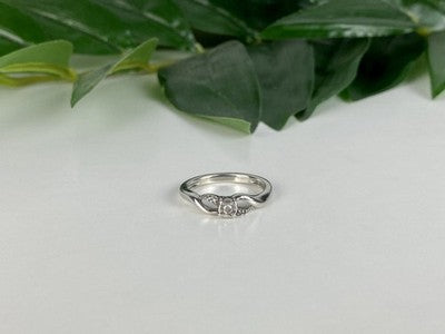 925 Sterling Silver White Sapphire Ring Size 6.5