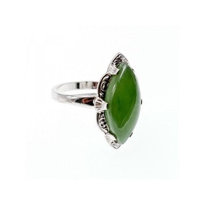 925 Sterling Silver Green Nephrite (Jade) Ring Size  7