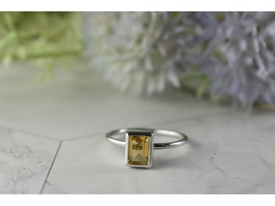 925 Sterling Silver Citrine Ring Size 7.5