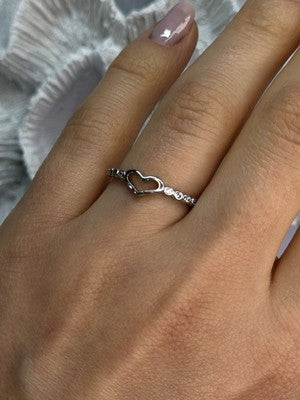 925 Sterling Silver CZ Heart Ring Size 8