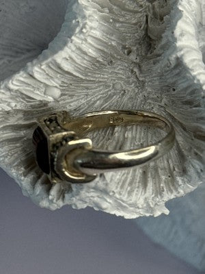 925 Sterling Silver Amber & Marcasite Ring Size 6.5