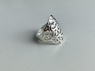 925 Sterling Silver Openwork Ring Size 7