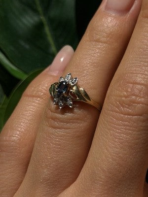 10K Yellow Gold Blue Sapphire & Diamond Beautiful Flower Ring Size 6