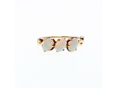 10K Yellow Gold Opal Ring Size 6