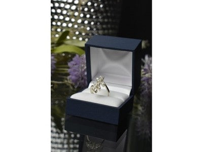 925 Sterling Silver CZ "Delicate Flowers" Ring Size 6.5