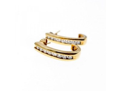 10K Yellow Gold White Sapphires Classic Stud Earrings