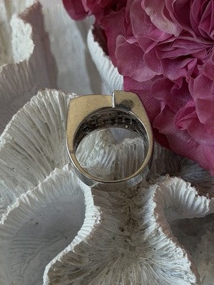 Elegant Design 925 Sterling Silver Beryl Ring Size 10