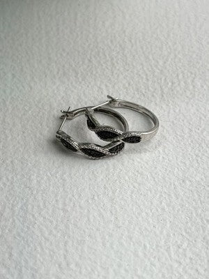 Yin-Yang 925 Sterling Silver Black Onyx Tiny Stones Earrings