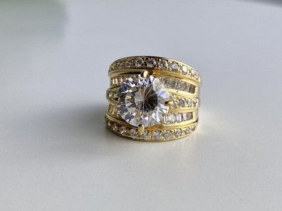 925 Sterling Silver Gold Plated CZ Ring Size 6.5