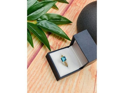 925 Sterling Silver Gold Plated Blue Topaz Ring Size 8