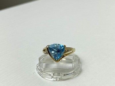 10K Yellow Gold Topaz & Diamonds Ring Size 7