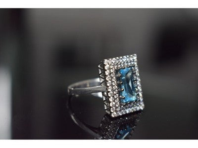 925 Sterling Silver Blue Alpanite & CZ Ring Size 8.5
