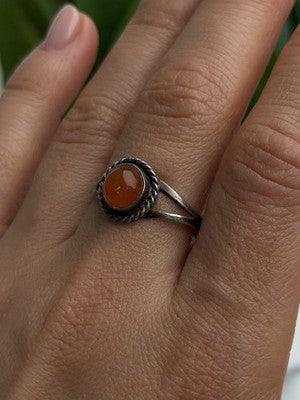 Vintage 925 Sterling Silver Carnelian Ring Size 9.5