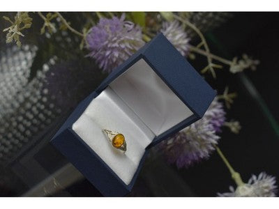 925 Sterling Silver Amber Ring Size 6.5