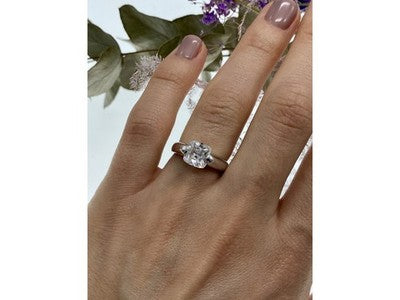 925 Sterling Silver CZ Ring Size 6.5