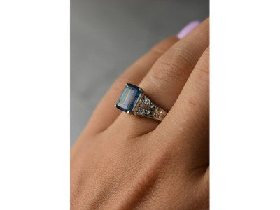 925 Sterling Silver Blue Spinel Ring Size 6.5