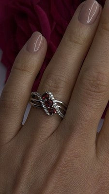 925 Sterling Silver Garnet & Beryl Ring Size 7
