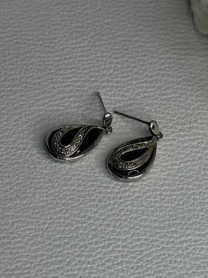 Elegant 925 Sterling Silver Black Onyx & Diamonds Earrings Length 0.80 Inch