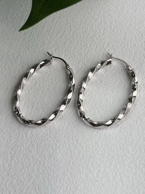 Lovely Design 925 Sterling Silver Earrings