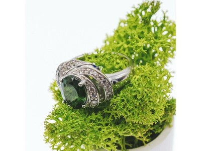 925 Sterling Silver Emerald & White Quartz Ring Size 5.5