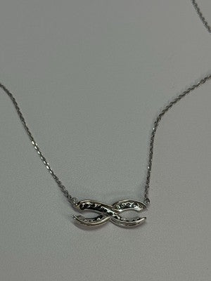 14K WHITE GOLD BLACK & WHITE DIAMONDS 0.31 CARAT NECKLACE LENGTH 16.5 INCH