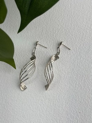 Elegant Vintage 925 Sterling Silver Earrings
