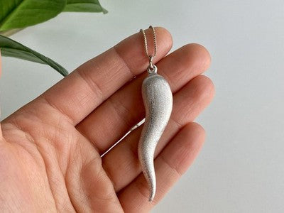 925 Sterling Silver "Weightlessness" Сhain with pendant