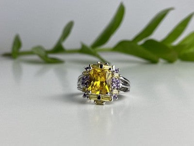 925 Sterling Silver Yellow & Purple CZ Ring Size 7