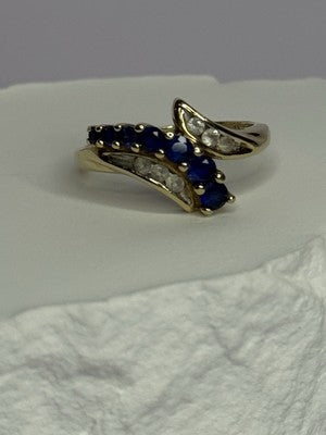 10K Yellow Gold Blue Topaz & White Topaz Ring Size 8