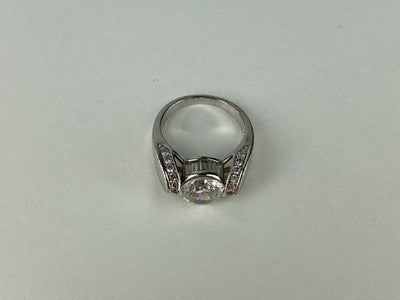 925 Sterling Silver CZ Ring Size 7