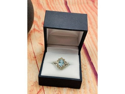 925 Sterling Silver Topaz Ring Size 7.5