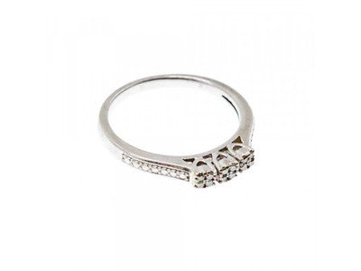 925 Sterling Silver White Topaz Ring Size 6.5
