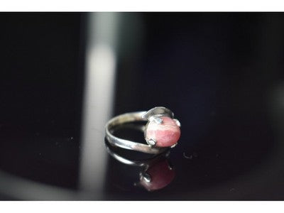 925 Sterling Silver Pink Agate Ring Size 6.5