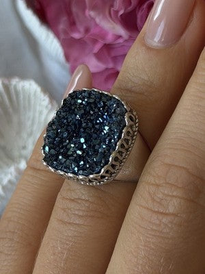 Beautiful 925 Sterling Silver Marcasite Ring Size 5