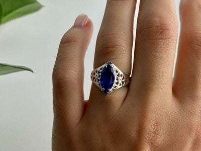 925 Sterling Silver Blue Tourmaline Ring Size 6.5