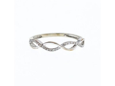 10K White Gold Diamonds Ring Size 7