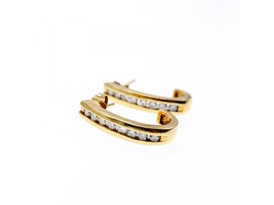 10K Yellow Gold White Sapphires Classic Stud Earrings