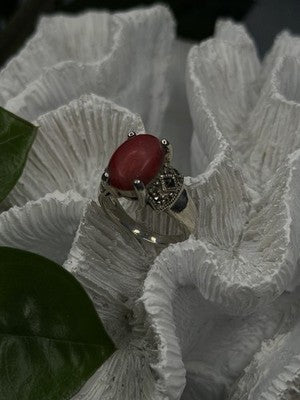 Vintage 925 Sterling Silver Red Jade & Marcasite Ring Size 6.5